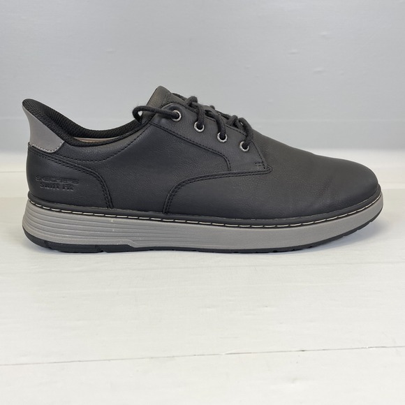 Skechers Other - Skechers Hands Free Swift Fit Shoes Mens Size 11 Black Lace Up Casual Sneakers